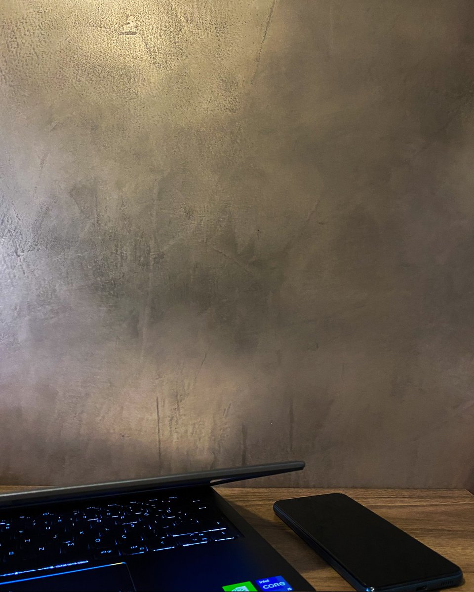 NavDecor's tweet photo. Metal ürünümüz Metallo Fuso..
Yüzlerce ürün binlerce efekt ve sınırsız renk seçeneği için Nav Decor/Novacolor..
#navdecor #novacolorturkey #novacoloritalia #metallofuso #cerawax #evdekorasyonu #interiordesign #interior #decoration #architecture #dekorasyon #italyanboya https://t.co/PPBNzvlipl