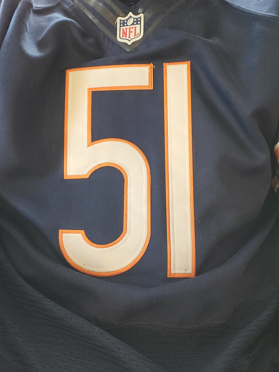 MajkaCory's tweet photo. Hoping this Jersey channels some old school Monsters of the Midway energy for the Bears today. 

#Chicago #ChicagoBears #Bears #BearDown #BigButkusEnergy https://t.co/QEEG2PXhcg