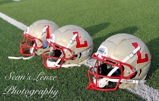 SeansLens's tweet photo. Don’t We All Love Friday Night Football📸🏈 
•
@lhsfootballbooster #sportsphotography #explorepage #personalphotographer #oxfordphotographer #oxfordms #olemiss #lafayettecounty https://t.co/Af3GecMZrO