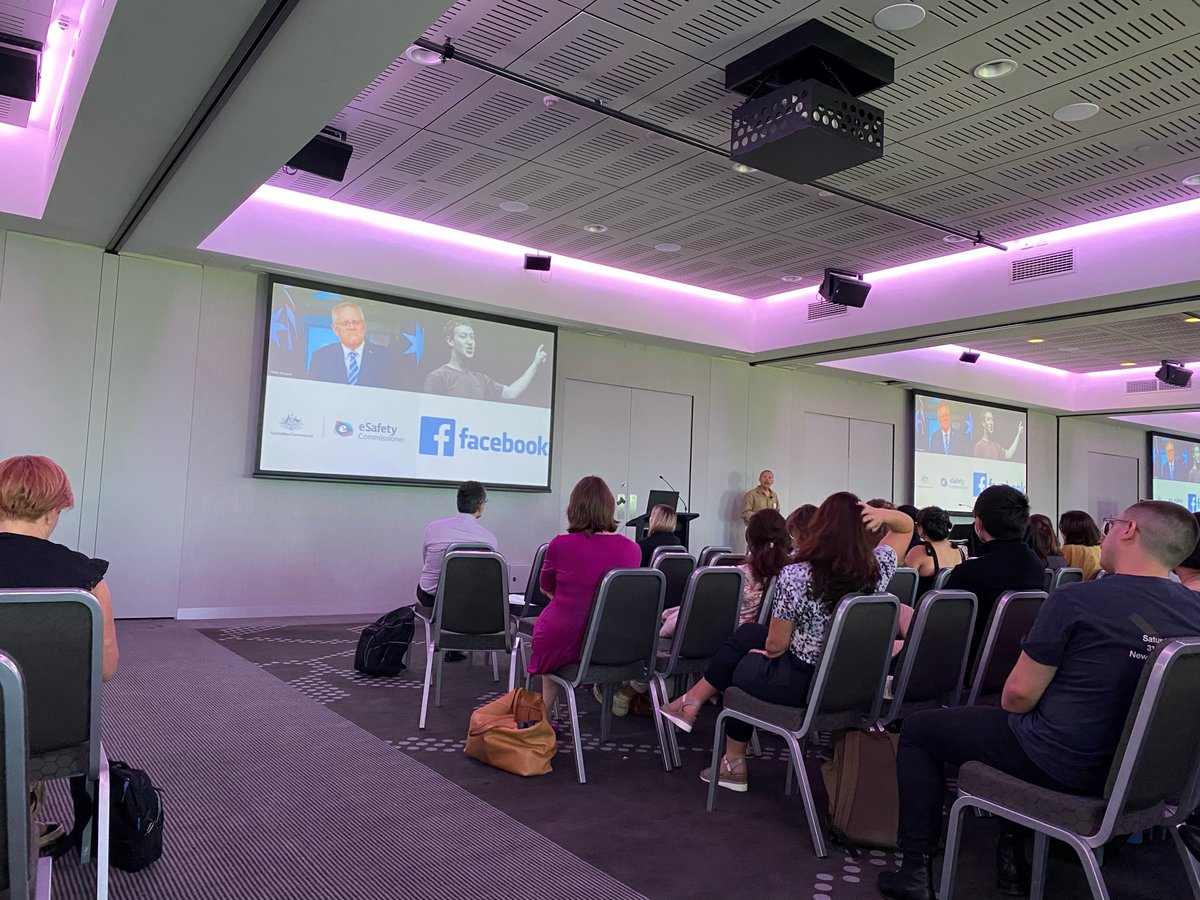 Lewis Nitschinsk (@l_nitschinsk) on Twitter photo Had a great time presenting our research (@socialneuro, <a href="/tobinsteph/">Stephanie Tobin</a>) on why people seek anonymity at #SASP2022! Had a great time presenting our research (@socialneuro, <a href="/tobinsteph/">Stephanie Tobin</a>) on why people seek anonymity at #SASP2022!