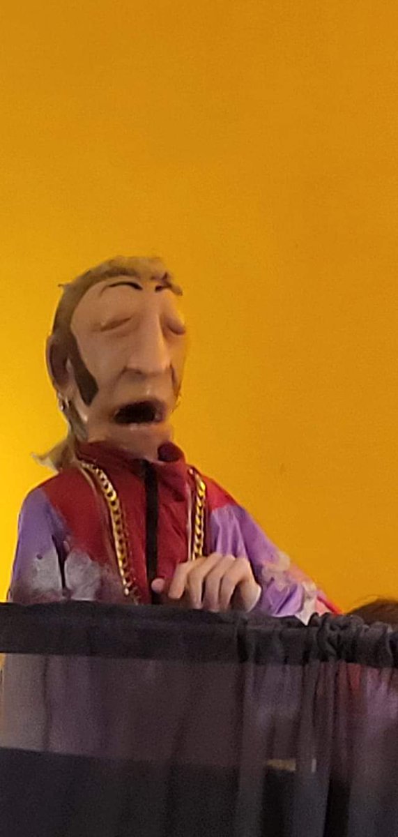 GodelieveTT's tweet photo. #STEEOK - Feedback ( makes me happy); -- Ik heb ook errug gelache, wat n rasartiest en muzikaliteit diejen Fraans. https://t.co/aH4fHFJ5uq