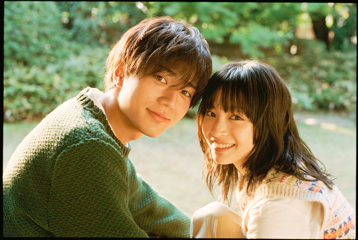 ARCHIVESUZU's tweet photo. Suzu Hirose leads in TBS Tuesday 2023 drama "Yugure ni, Te wo Tsunagu" 『#夕暮れに手をつなぐ』 with #KingandPrince’s Nagase Ren.

A full-fledged coming-of-age love story based on Eriko Kitagawa's original script.

#広瀬すず • #hirosesuzu • #永瀬廉 https://t.co/Xc5Kmindnw