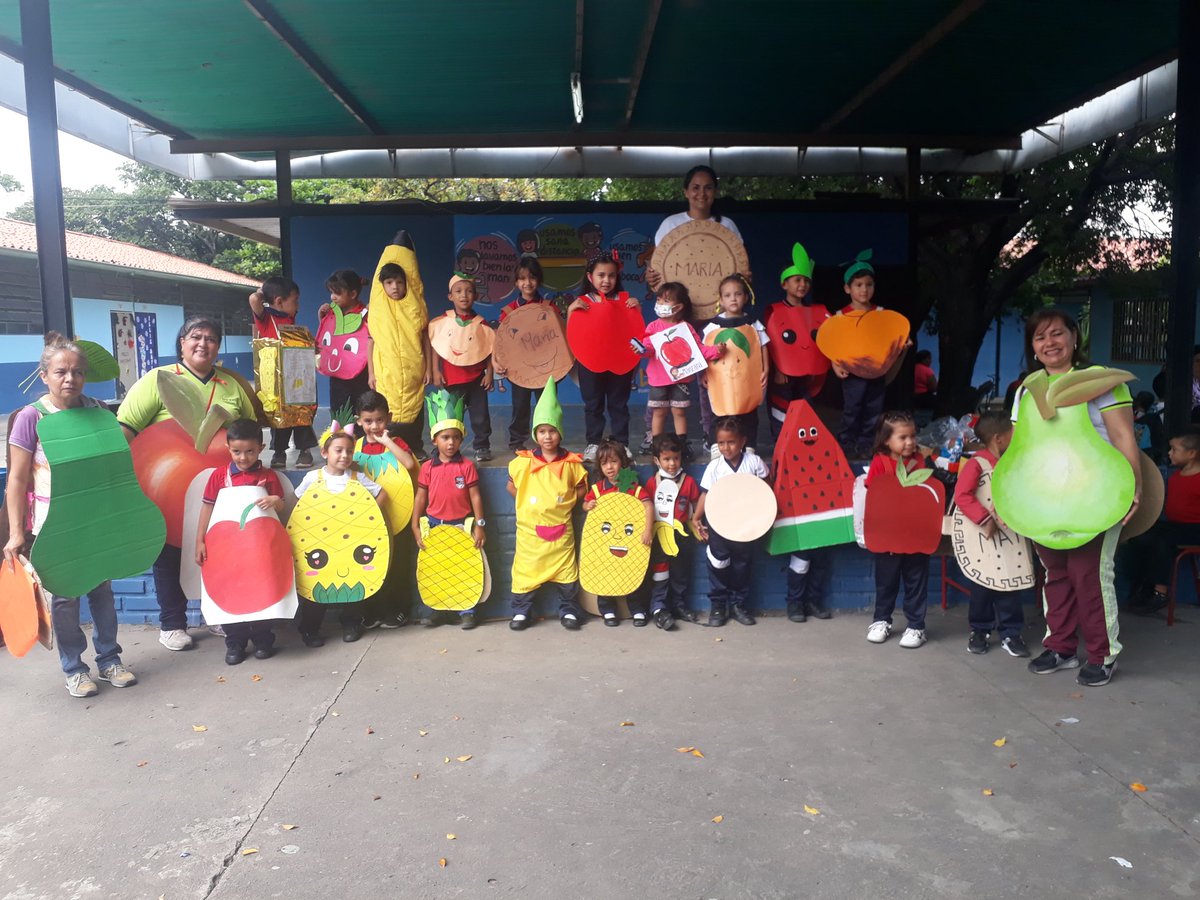 AntonioMariaPR's tweet photo. Baile de las Frutas a cargo de Inicial A y B @NicolasMaduro @ZonaEducTachira @Berzabethg1 @BolivarianasZET @dceuportuguesa @Crazet2011 @FernandoRojas6 https://t.co/GwWv5KorEf