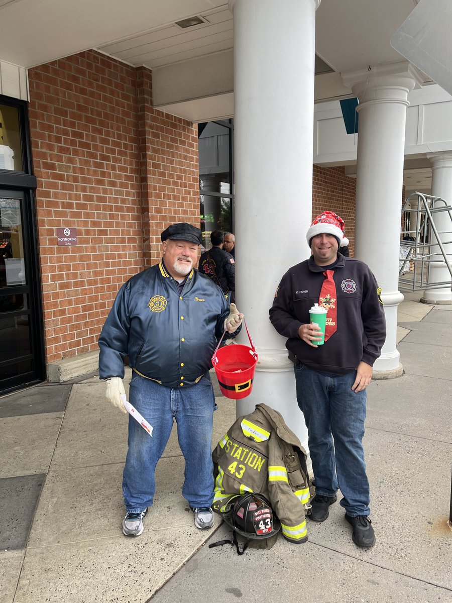 WWVFC's tweet photo. Save the date! West Windsor Volunteer Fire Co. #1 is hosting its annual Breakfast with Santa, Sunday, December 4th, 8:30AM to 1PM, at 153 South Mill Rd., West Windsor, NJ 08550. More info at https://t.co/EqDbxGSYF6 https://t.co/BwHxlsyx1C