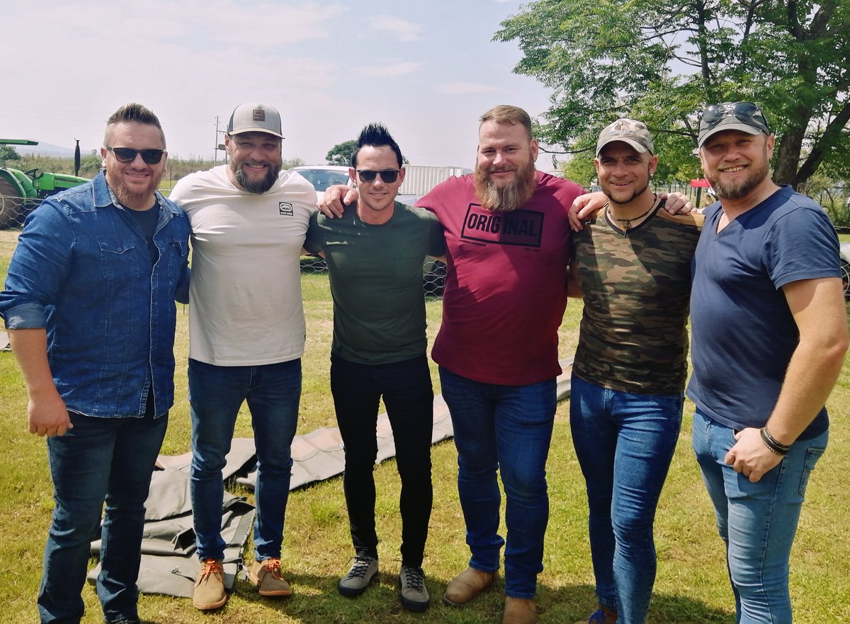 Leroi (@leroiheunissa) on Twitter photo 