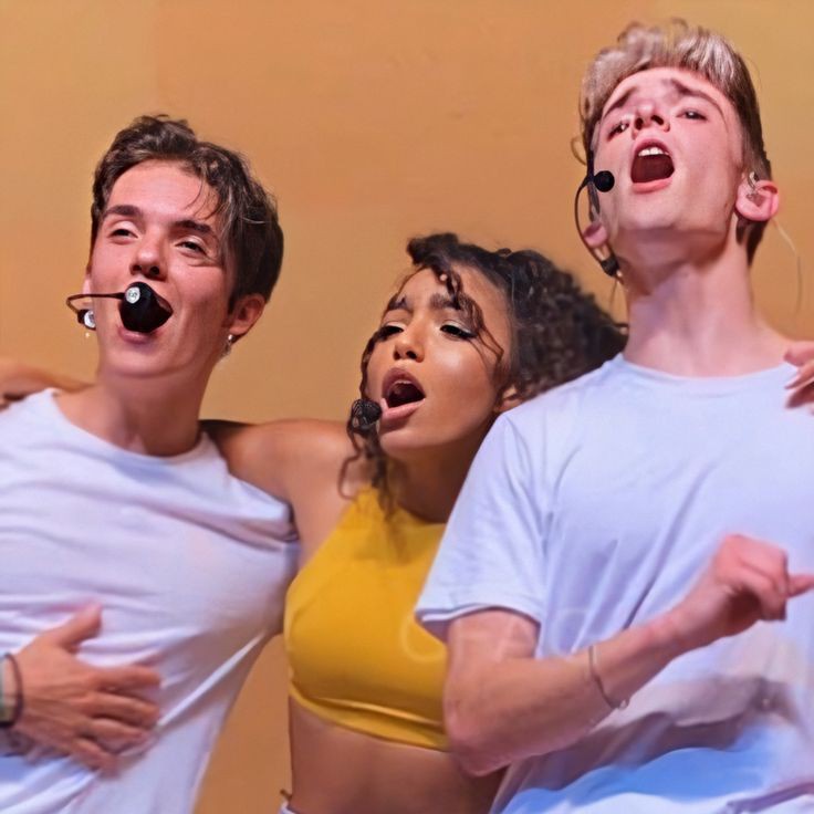 beauglovers's tweet photo. #AnyFinalAct • ITS A WRAP JOSH • THANK YOU NOAH
➳ Meu amor por vocês vai muito mais além do que um simples textinho...
Mas vim aqui dizer que amo muito vocês, agradecer o quanto vocês foram importantes pra mim e sempre me ajudaram em tudo, estarei sempre aqui por vocês 🥺💜 https://t.co/vVNbq5VHFt