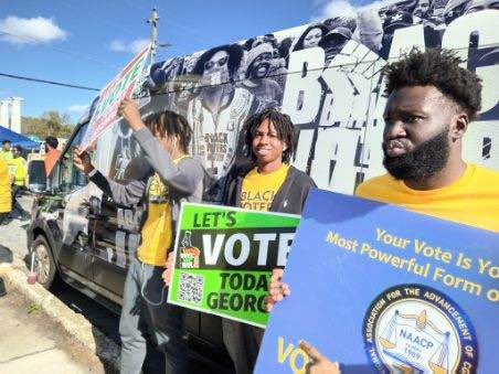 Georgia_NAACP's tweet image. All over the State, Units were out canvassing and motivating the #EarlyVote in Georgia. #GoVote.