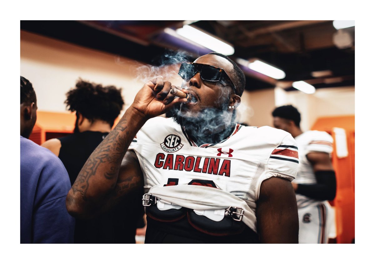 Mood still