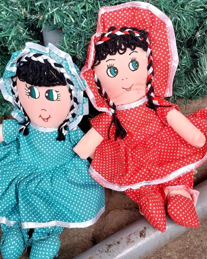 MinEmpren's tweet photo. Los juguetes tradicionales fomentan el valor al aprendizaje, por ello, te invitamos a que visites el #ParqueNacionalDeFerias y conozcas más de los productos que ofertan los protagonistas de la economía familiar.  😃

🕒9:00am - 7:00pm. 

#Mefcca❤️🖤 https://t.co/18zAyMn7xK