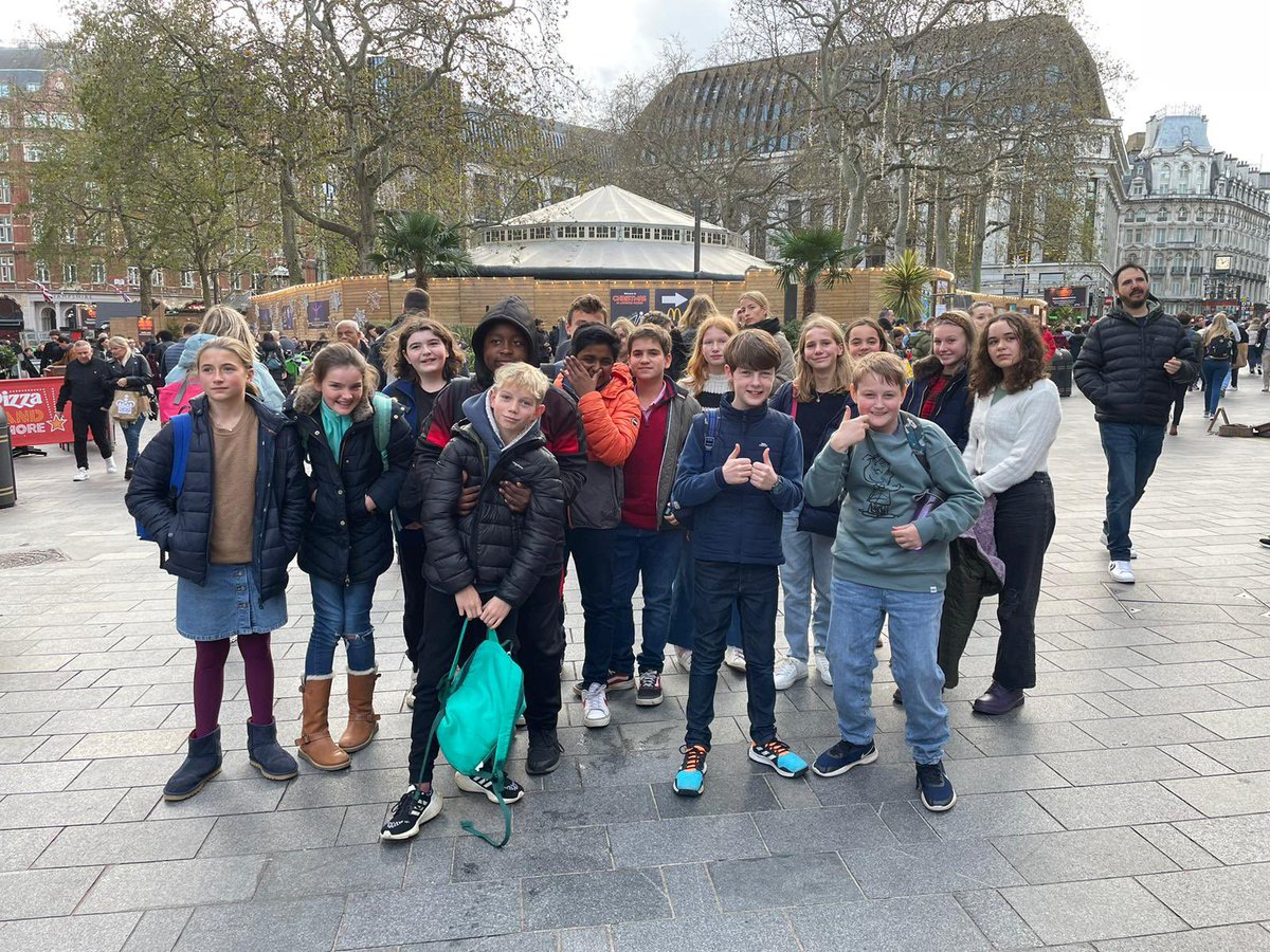 SJCS_Cambridge's tweet photo. ‘An extraordinary, multi-sensory theatrical event’ Form 6 Invitation Drama group’s trip to see The Life of Pi #thelifeofpi #drama #theatre #experience https://t.co/BBNgbeQ7Vu