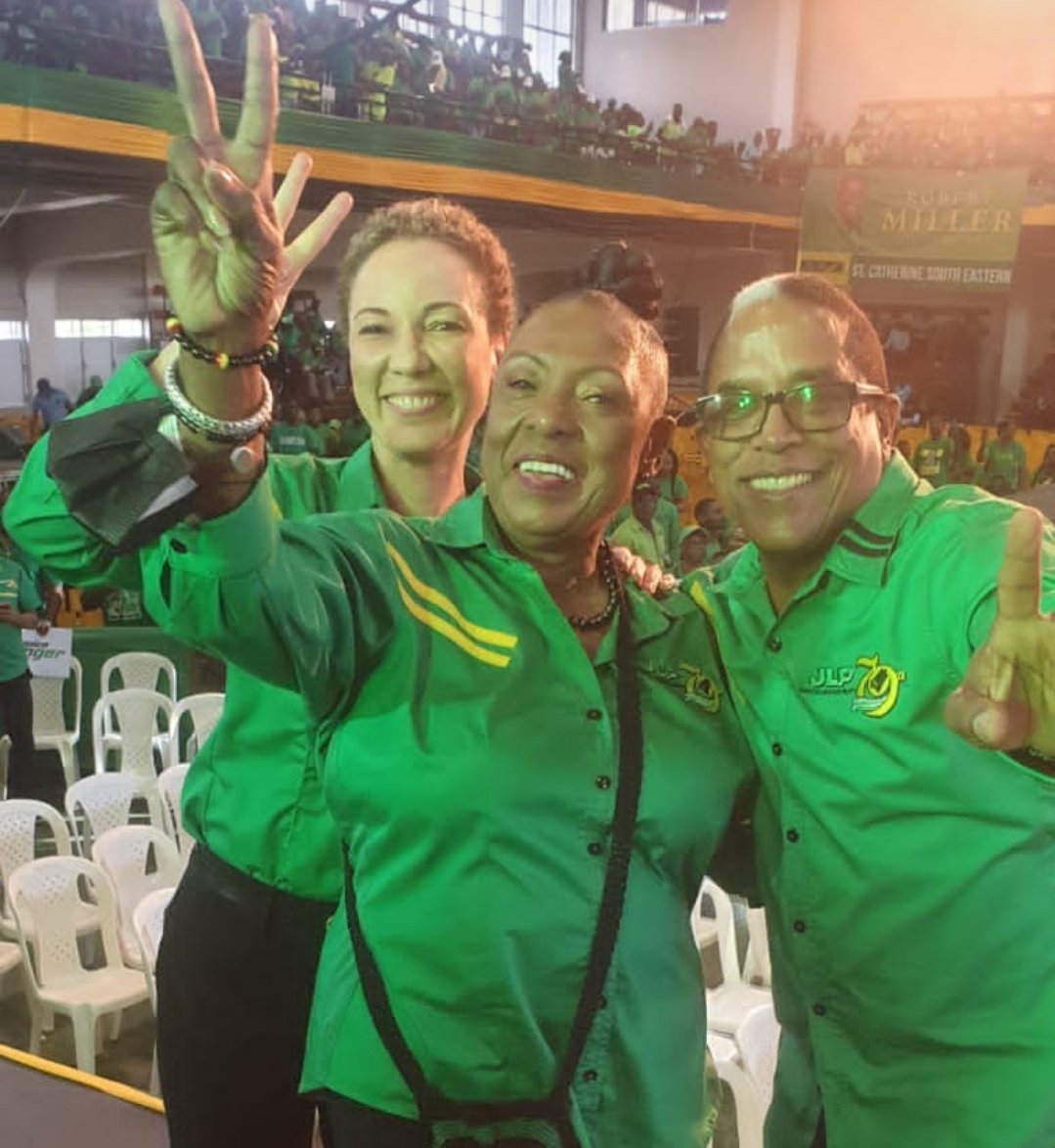 DrNormanDunn's tweet photo. Flashback to a successful Conference 2022 where I saw the largest turnout of #SESM Constituents in recent history. Caught up with cousin Pearnel Charles SR, Queen @Babsy_grange and the best Foreign Minister @kaminajsmith.Will treasure these moments!! #jamaicastronger #JLPStronger https://t.co/girhhhRIaZ