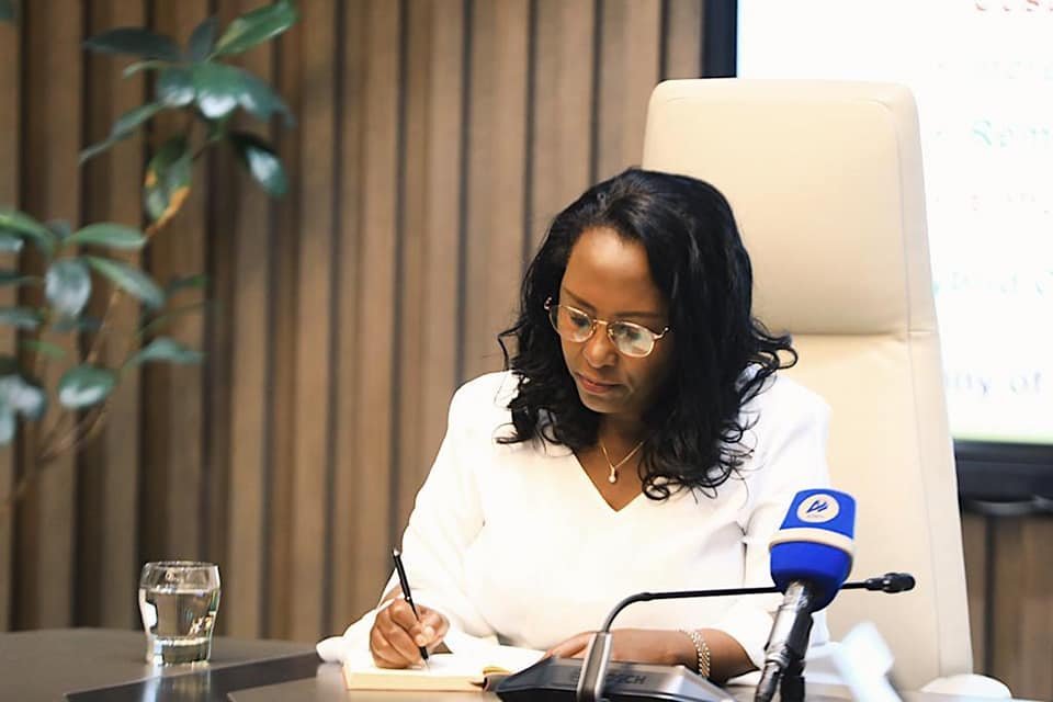 AdanechAbiebie's tweet photo. ከተማችንን ስማርት ሲቲ (Smart City) ለማድረግ የተጀመረው ጥረት ተጠናክሮ ቀጥሏል። 1/4 https://t.co/ZTeZS44Eq3