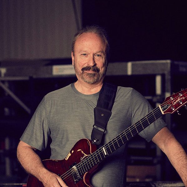 Happy 70th birthday to little old birthday boy Daryl Stuermer. 