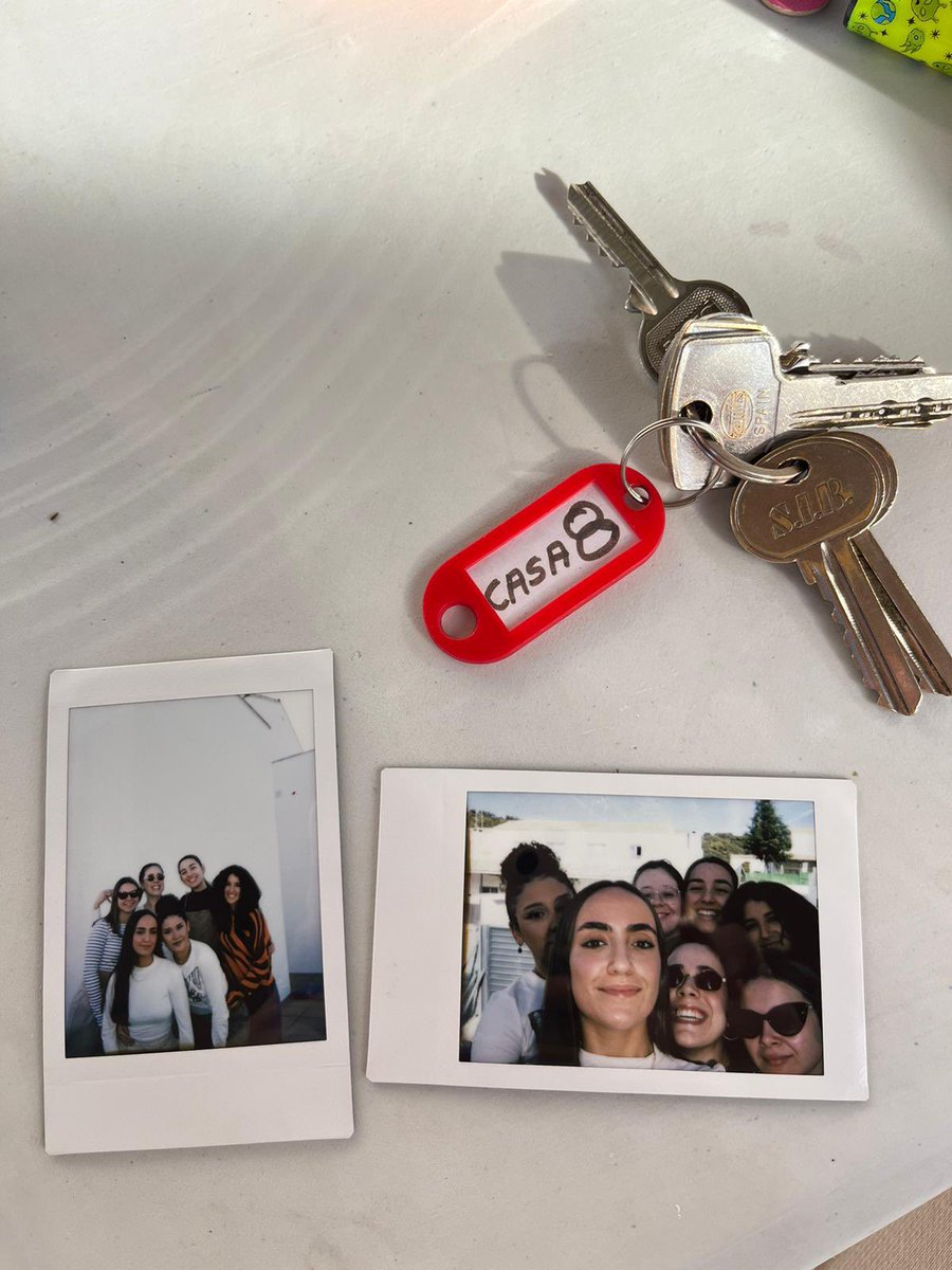 paulatrabadob's tweet photo. Cerquita siempre, para que siempre seamos así de felices 🤪❤️ https://t.co/IXSS8DRfOE