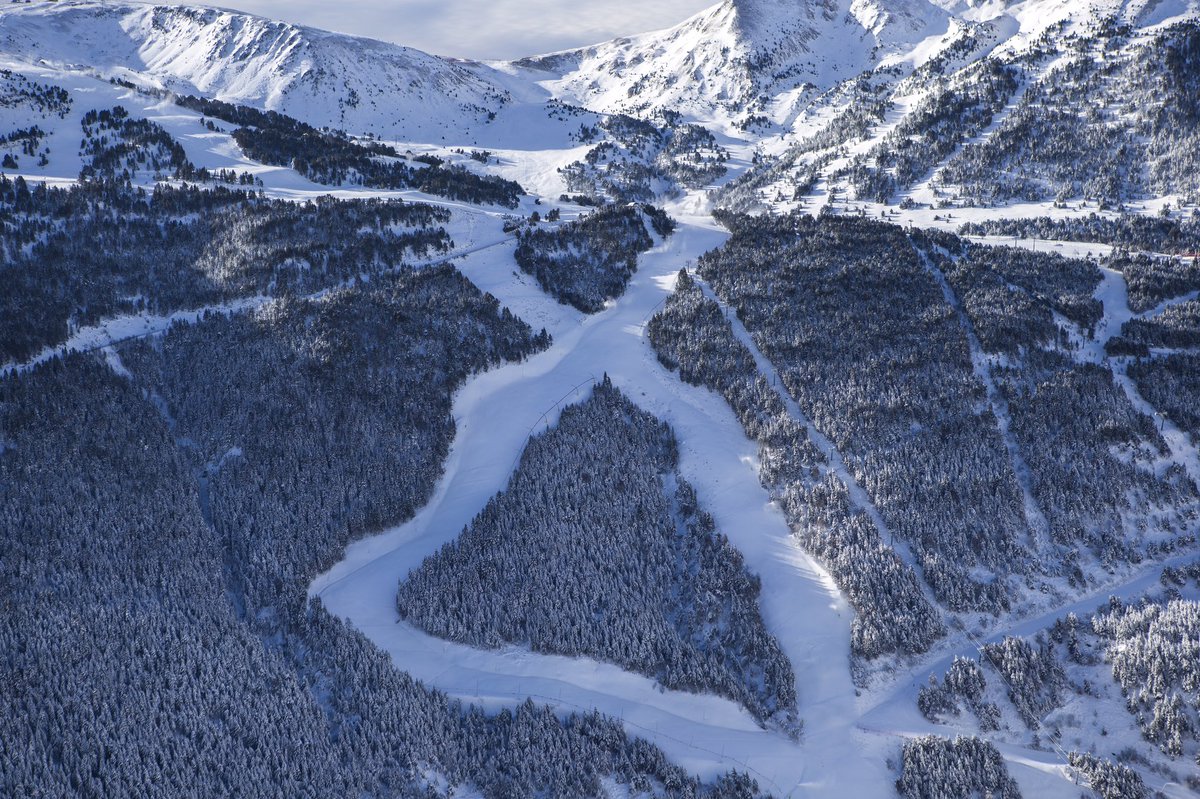 Adventure4Schls's tweet photo. Have you got your #skitrip sorted for 2022/23 ?
Get in touch! https://t.co/Xo7nxnrj1E