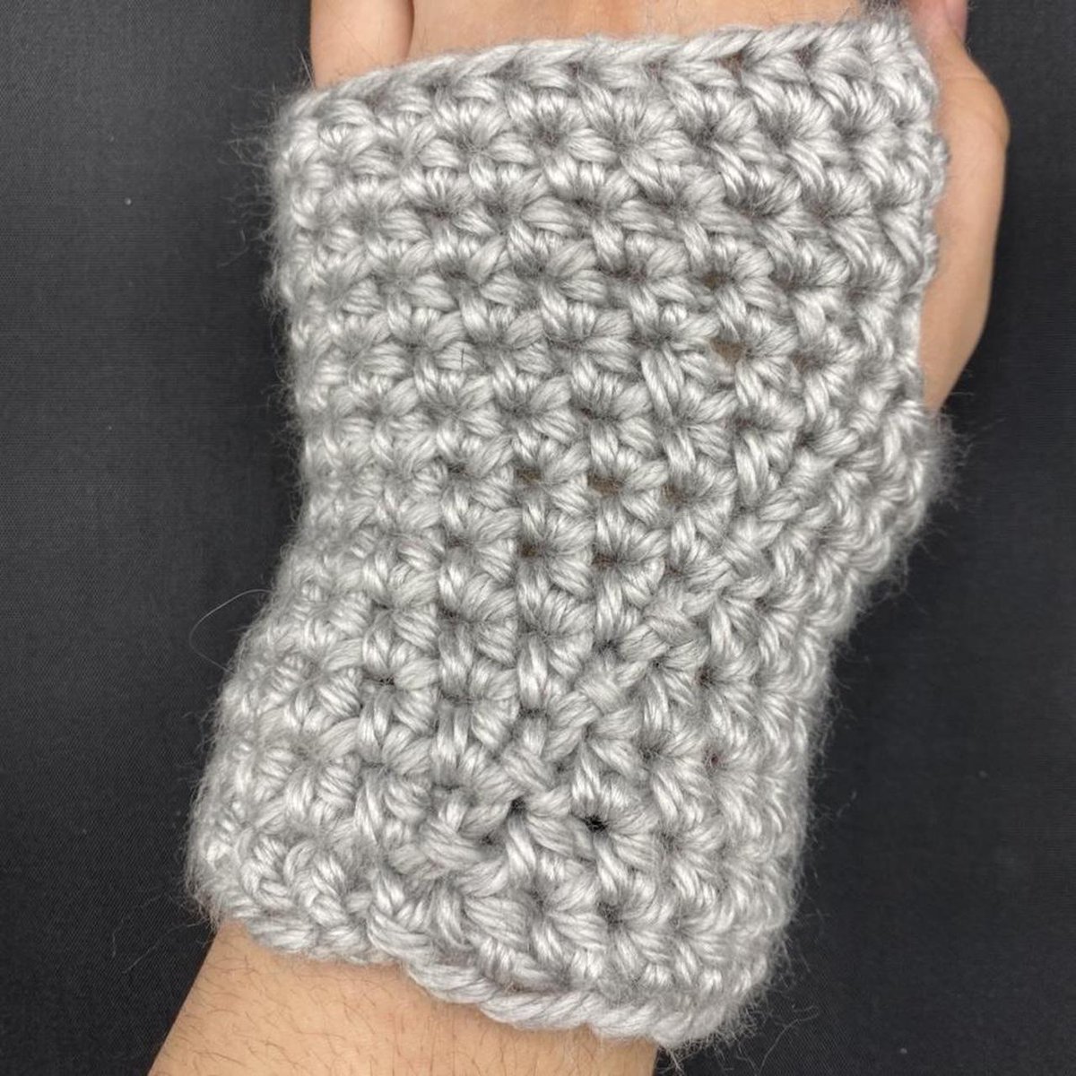 HandmadeStitch's tweet photo. crochet fingerless gloves!
$12 with FREE SHIPPING!
all colors available
click the link in our bio or dm us personally to purchase
#crochet #fingerlessgloves #gloves #freeshipping #smallbusiness https://t.co/Zo2VBFs4Uv