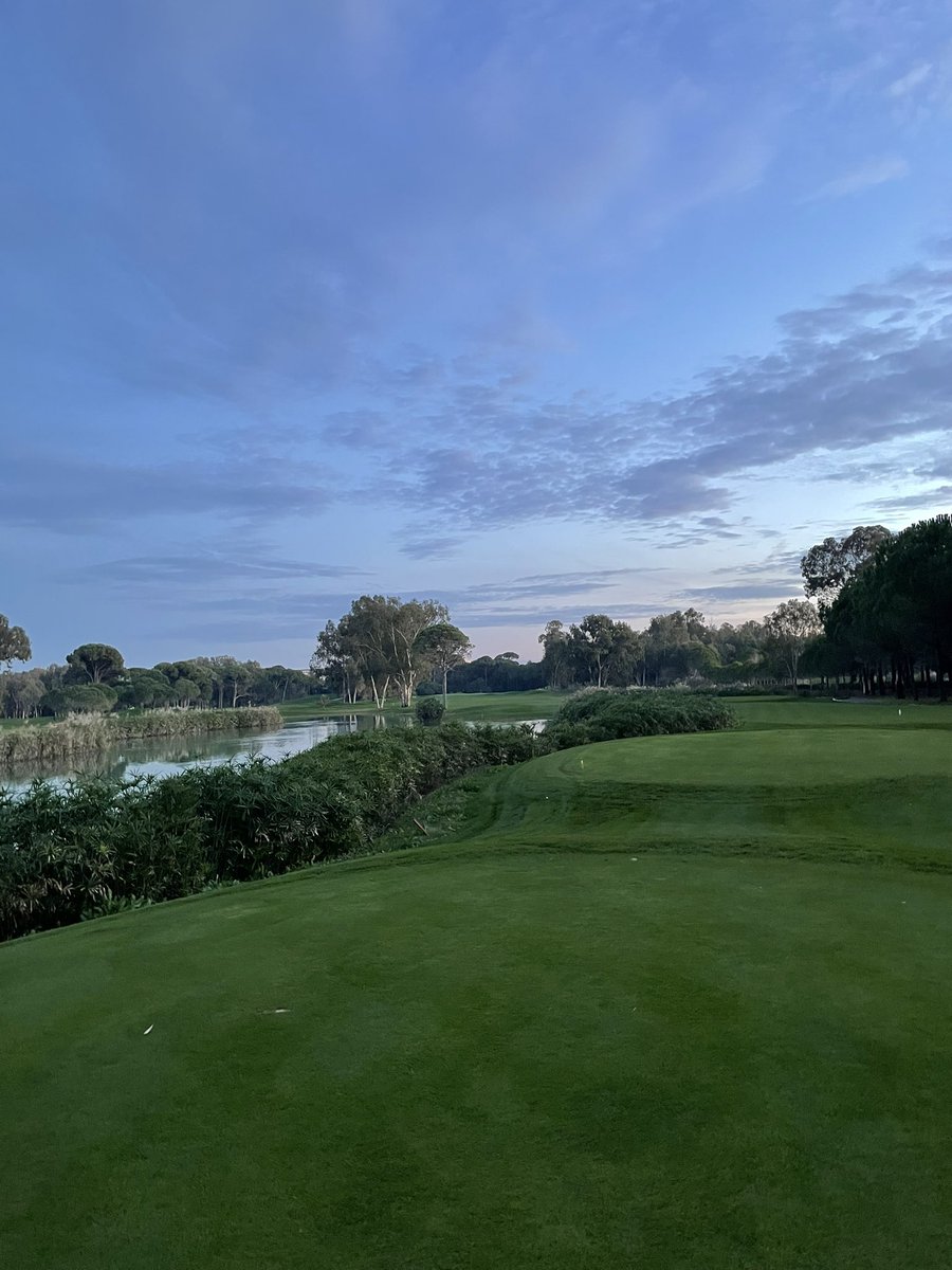 ThePGA's tweet photo. We are at @antalyagolfclub this week for the Grand Final of the St. James’s Place National Pro-Am! 🏌️‍♂️🏌️‍♀️

The course is looking spectacular ⛳️

@sjpwealth | @OceanTeeGolf https://t.co/5Qnw2YHHb9