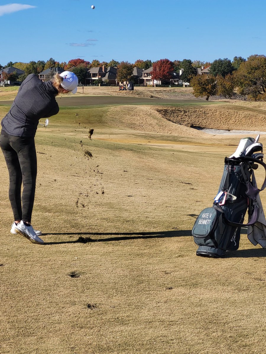 KateBennettGolf's tweet photo. Amazing day in Texas! Super crisp, high quality practice and 18 at @SBRCC #Dye 🌞So glad to see the sun shine again!! 🌞 #KateBennett #ALLinAVL #Girlsgolf #TeamTitleist #AltusPerformance #UpandDown #Vision54 https://t.co/GycpuyocJm