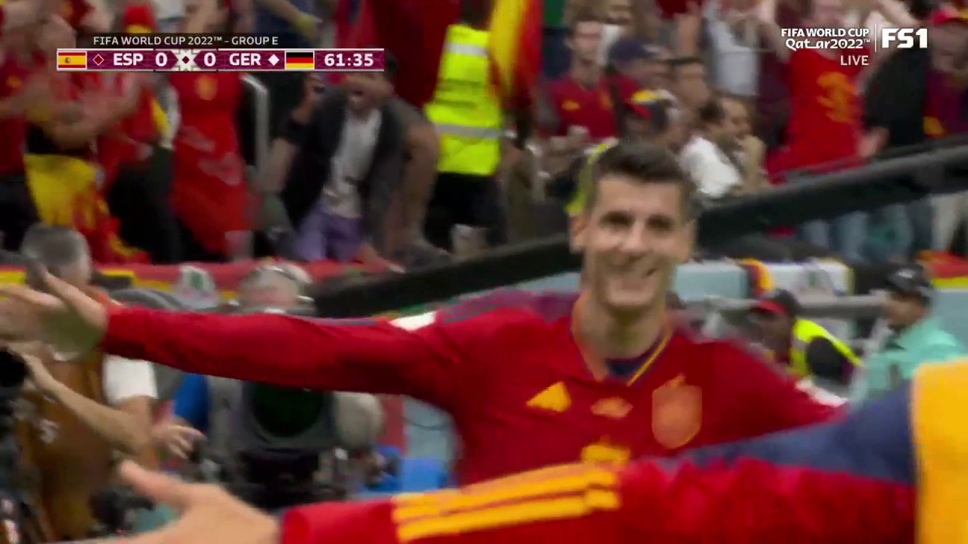 MORATA GIVES SPAIN THE LEAD 🇪🇸

What a finish 🔥”