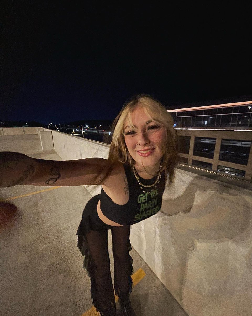 clairity17's tweet image. too many barbie’s had to be a brat