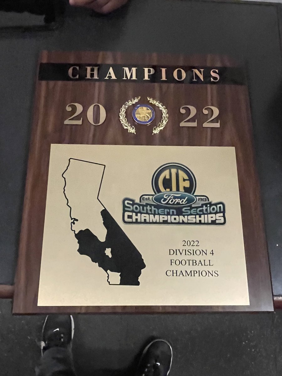 Ivan_Jimenez07's tweet photo. Feels great to be a CIF champion my freshman year!!Finish the fight #vikeup @dvikesfootball @jwilliamsdhs @Coach_Mike_gute https://t.co/c7j4JmKn6S