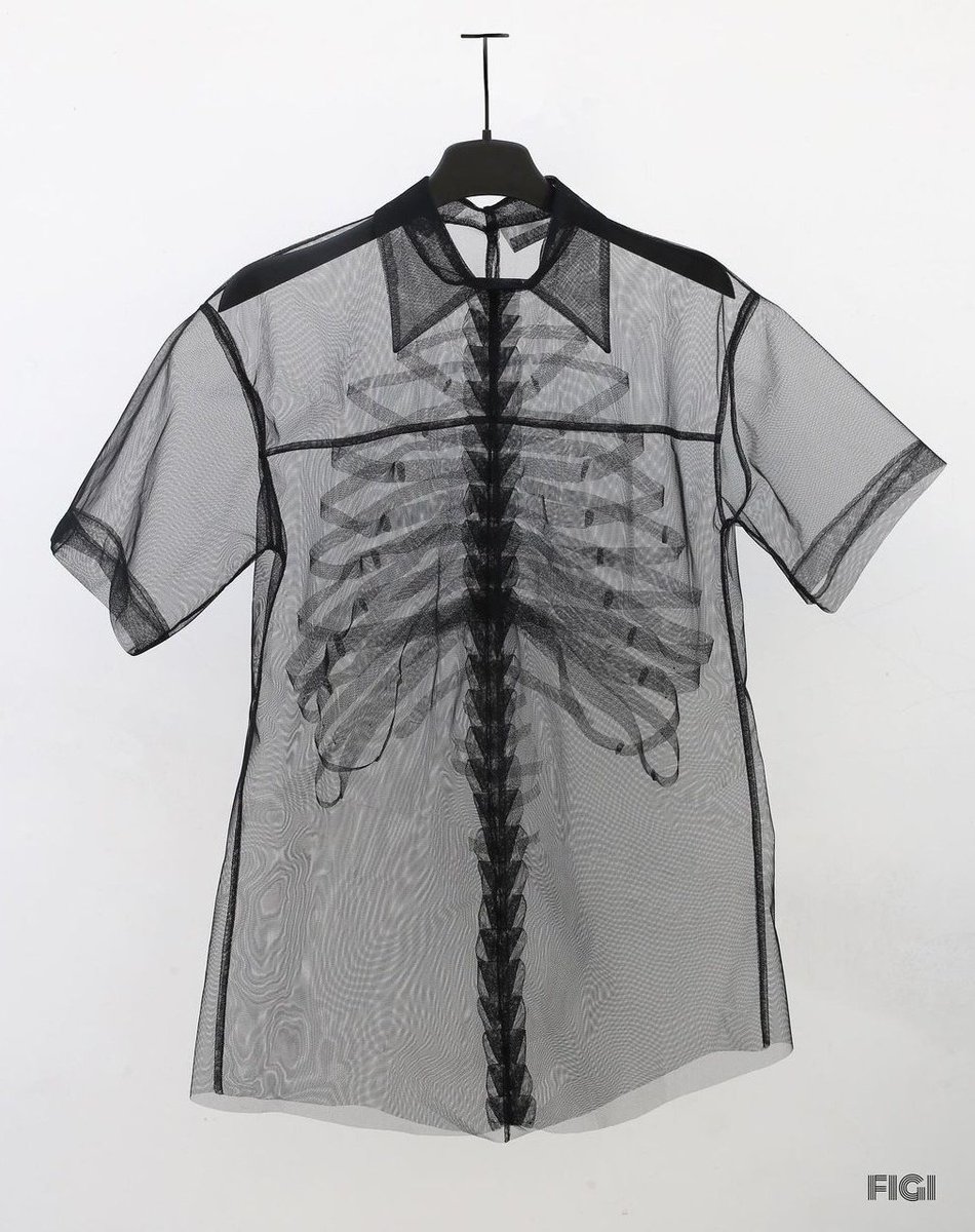 artpiles's tweet photo. x-rays shirt by figi studios https://t.co/LspUK6pThZ
