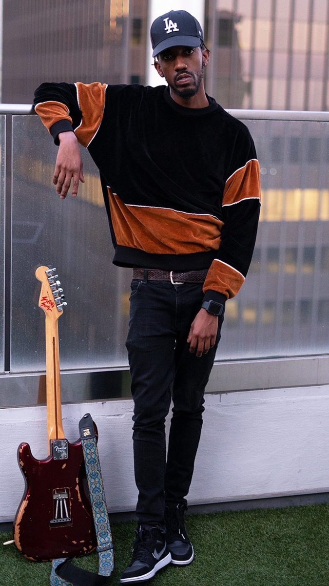 XeryusG's tweet photo. I be making my guitar sing 💯🎸🔥 #StringSoul #explore #explorepage https://t.co/bO2H1sCfJ5