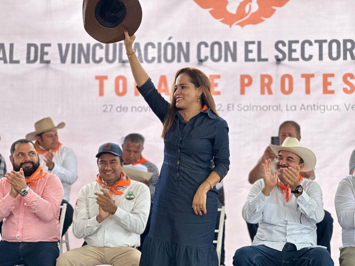 SergioGilRu's tweet photo. La Comisión de Vinculación con el Sector Agropecuario ya tiene Coordinadora en Veracruz.@ElenaCrdovaMol1 . https://t.co/OMK7p8lZqe