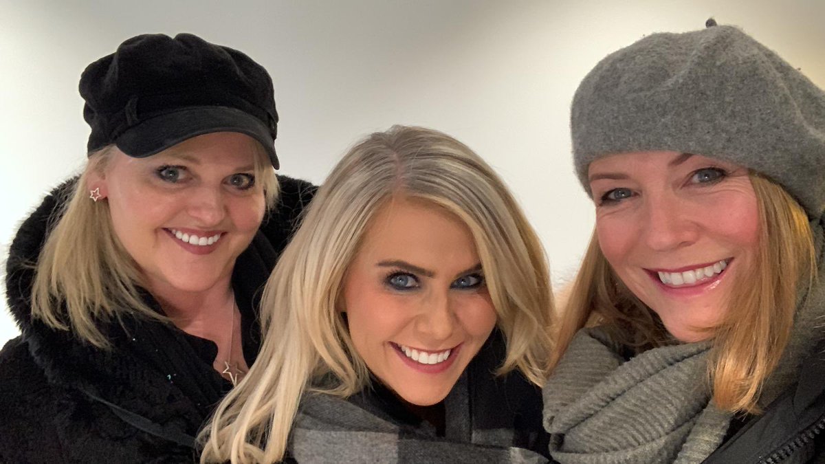 Cat Harvey tweet media