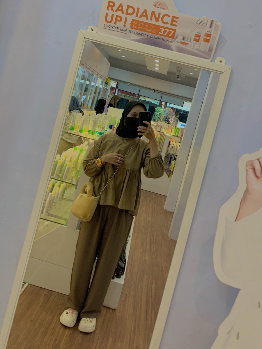 dwaastk's tweet photo. @ohmybeautybank Ini nder yang aku pake ^^ https://t.co/aH8VytelQI