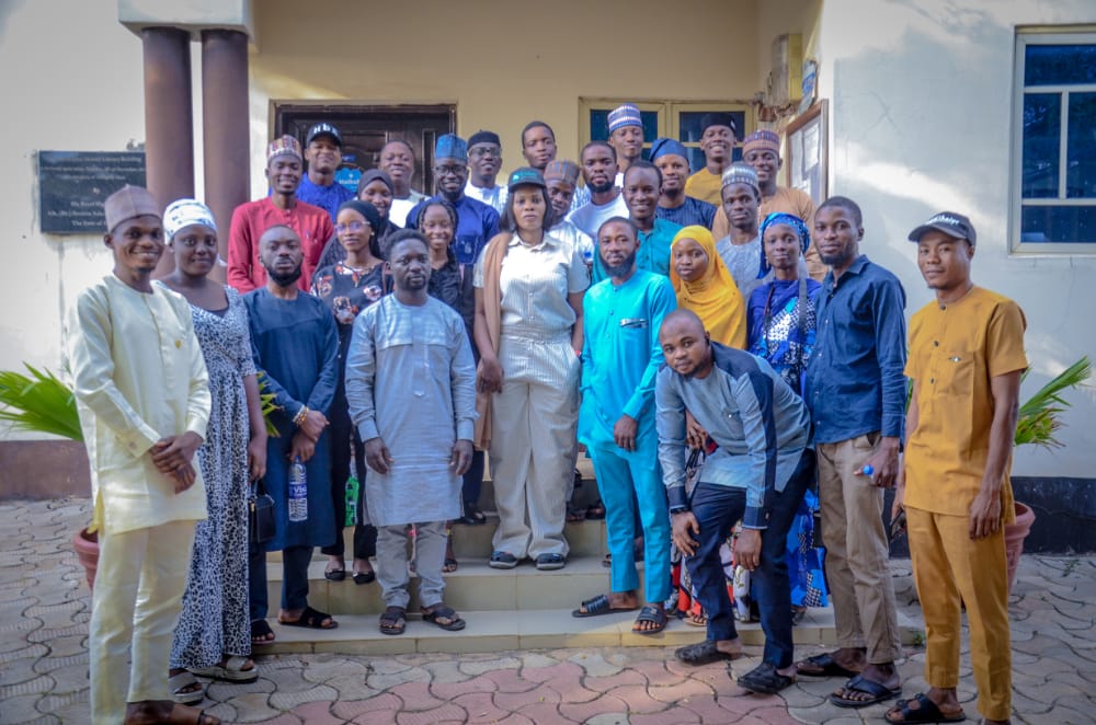 TorchbearersN's tweet photo. She emphasised the importance of education, hard work, integrity, and consistent personal development for young people and women to become successful leaders in society. https://t.co/8CRNAwh4Xb