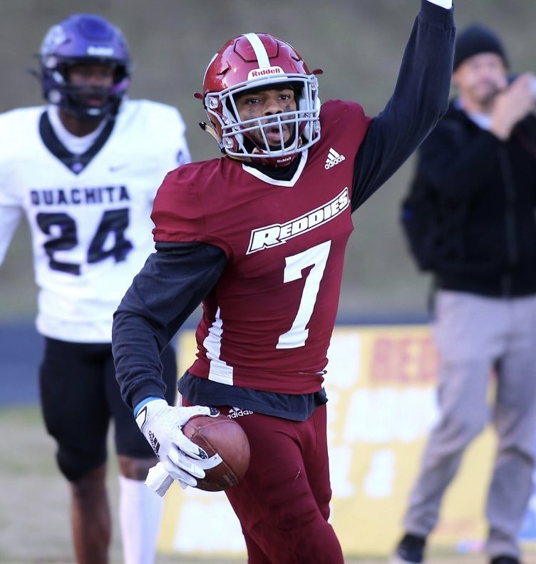 JavianGipsonH's tweet photo. Blessed to receive an offer from Henderson State University! @ReddiesCoachMax @Coach_Hols https://t.co/IeLldlo69w