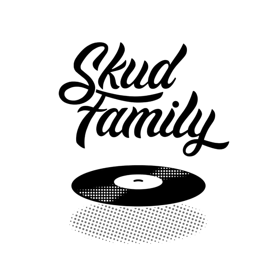 DJpedrorocks's tweet image. samedi 3/12 de 14h à 19h je serai à La Chiffonne Rit, 77 rue Reinette #Bordeaux Bastide (espace partagé de création artistique) en compagnie de Steve de la Skud Family pour un djset #vinyl éclectique : #NewWave, electro, #garagerock, #postpunk, psyche etc...
Entrée libre
