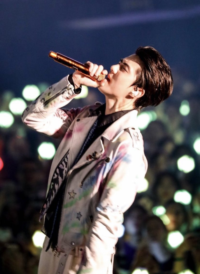 u_han94's tweet photo. #SEHUN’s “ live vocals “ 

— a needed thread ✨ https://t.co/hlJJhrIbt0