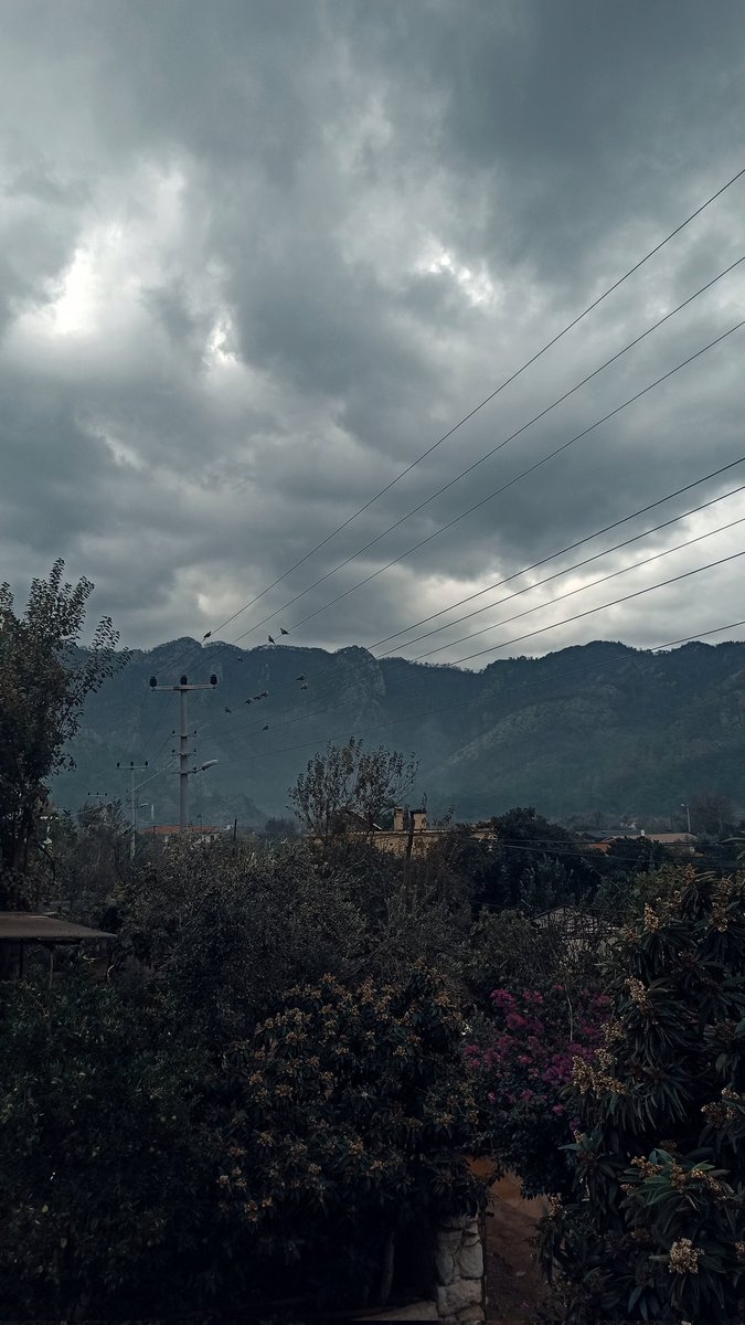 Hava size de 100 kere izlediğiniz seriye bir daha başlayın demiyor mu?