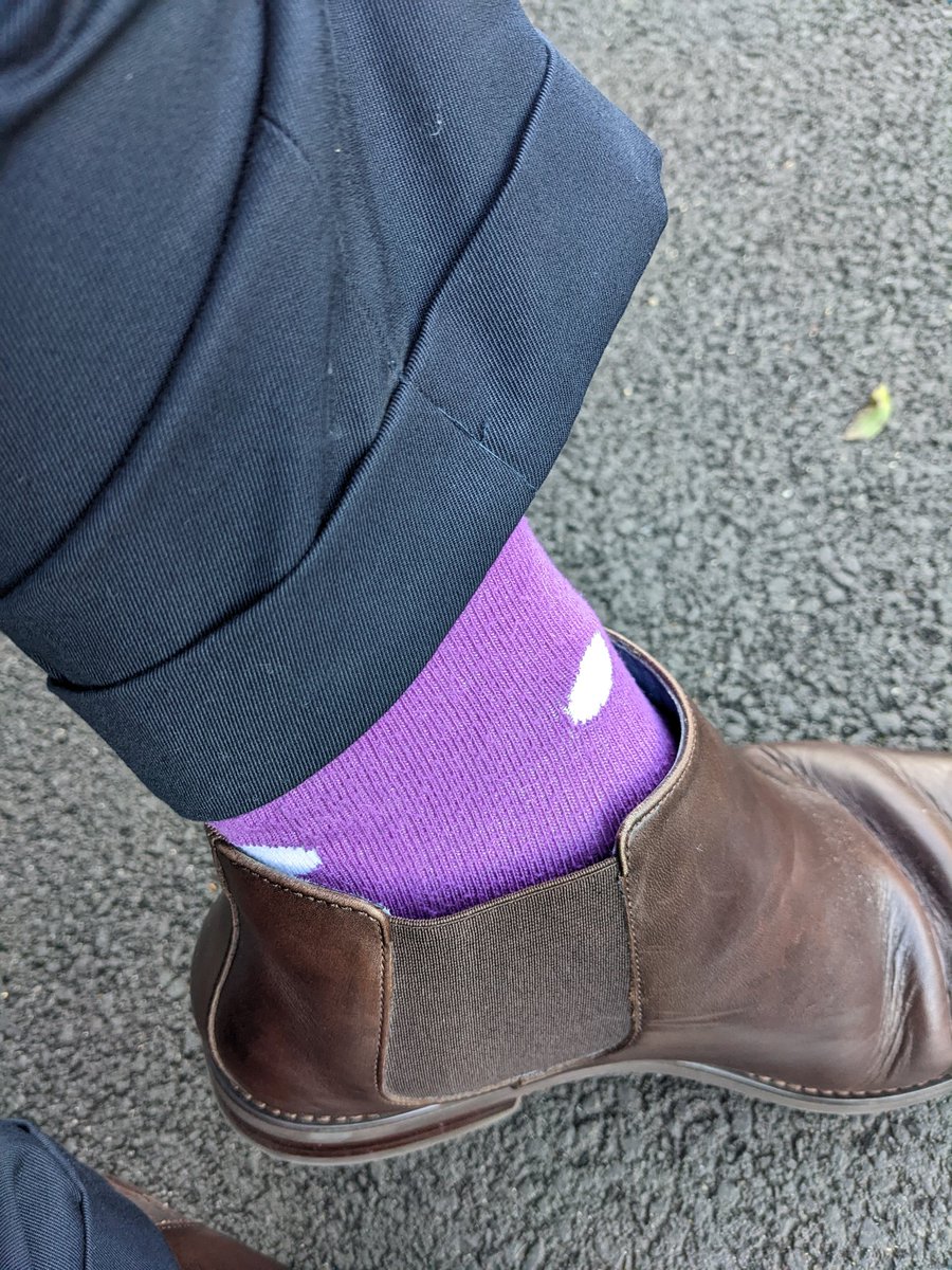 mikhail_dias's tweet photo. Presentation socks on ✅
Ready to go to #Combine2022 @combine_au @PMacStudents @PeterMacRes https://t.co/spwSOphxpk
