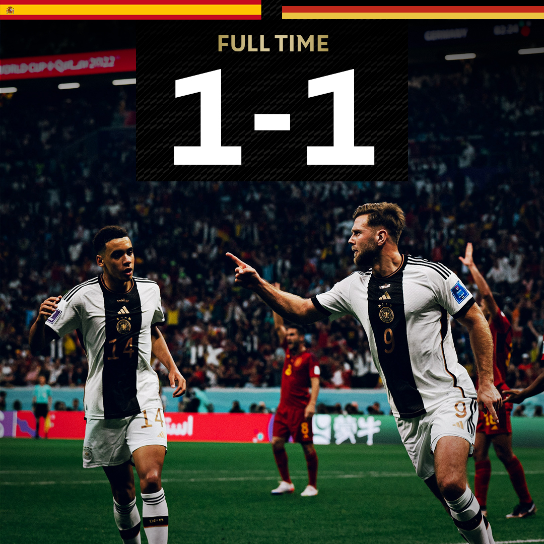 DFB_Team_EN's tweet photo. A thrilling ending 😅 It's a point against Spain that keeps us in the running 💪

#GER #FIFAWorldCup #ESPGER https://t.co/8f5YwxIWuV