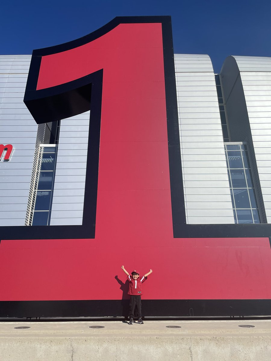 jasonejameson's tweet photo. @AZCardinals This guy… #BirdCityFootball https://t.co/R1AyQUb8YK