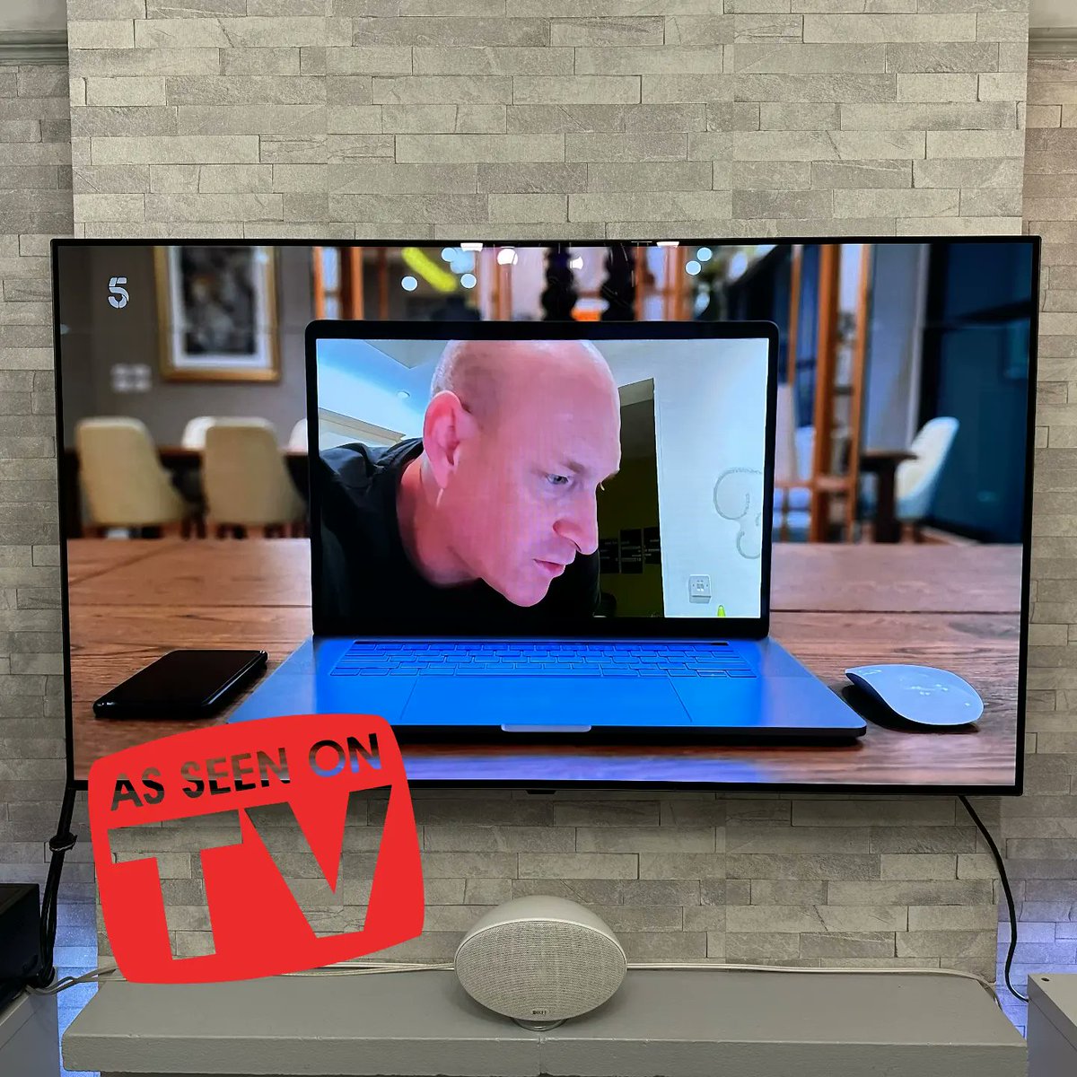 TheTechGiant tweet media