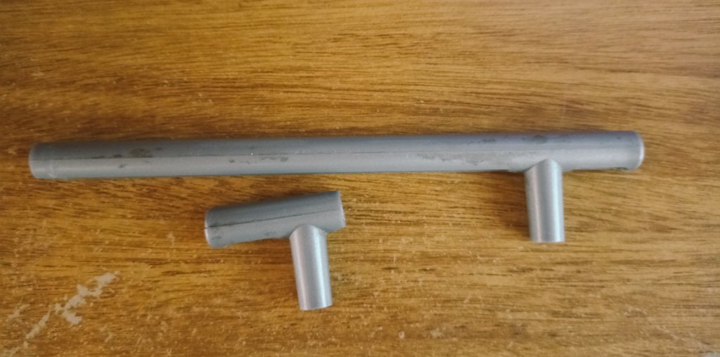 Calike3D's tweet photo. Se realizó un repuesto de una manija de una alacena, se tomó como referencia la pieza dañada en base a eso se diseño y replicó en Impresora 3D.

#diseño3d #impresion3d #impresora3d #Tandiol #sierrasdetandil https://t.co/J1Tgc0CJvG