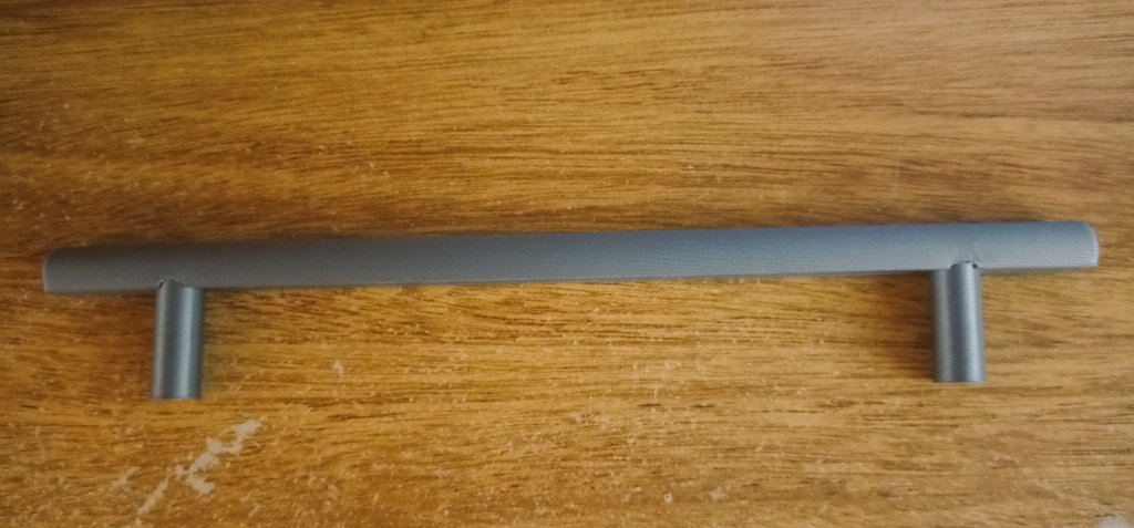 Calike3D's tweet photo. Se realizó un repuesto de una manija de una alacena, se tomó como referencia la pieza dañada en base a eso se diseño y replicó en Impresora 3D.

#diseño3d #impresion3d #impresora3d #Tandiol #sierrasdetandil https://t.co/J1Tgc0CJvG