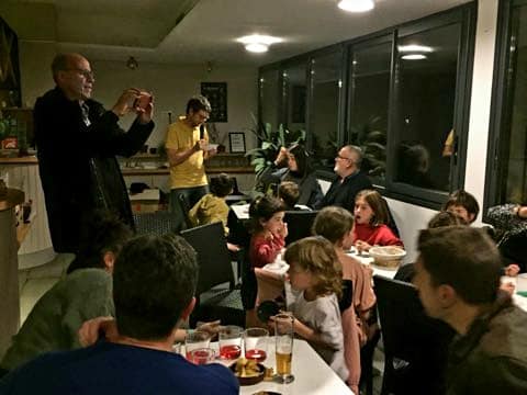 # 6 EUSKARALDIA : Irakaskuntzan katolikoan ere, hitzez ekiteko garraia da!/Euskaraldia: dans l'enseignement catholique aussi, parlons en euskara!

EGUN 1 EKITALDI 1/ 1 jour 1 évènement
GAUR AIHERRAKO ESKOLA LIBROA/ aujourd'hui école Immaculée Conception d'Ayherre
à <a href="/aiherrako/">Aiherrako eskola libroa</a>