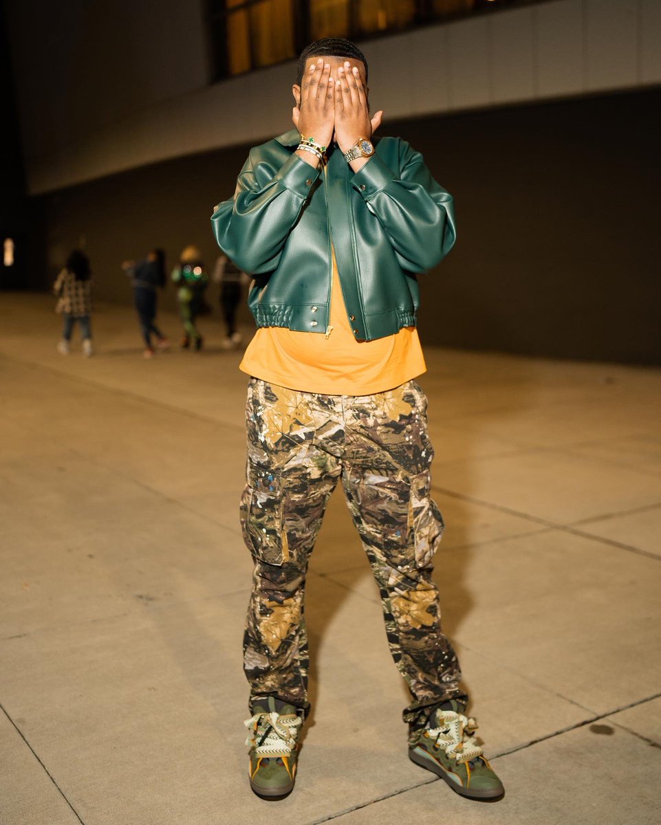 1dayswag1's tweet photo. Stand out the way, I been running my sack up I wish one of you pussy lil niggas would act up 😮💨 #YOUNGSHINNER🥶
#DRAGSEASON🚁 https://t.co/j2OMjccqtJ