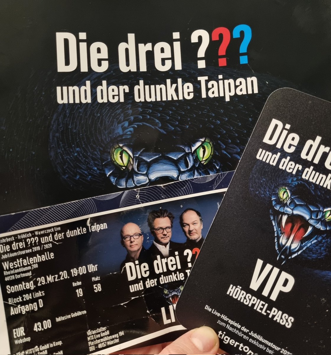 manthyy's tweet photo. @rockybeachcom Ich komme gerade aus der Westfalenhalle in Dortmund (27.11.). Es war grandios 🤩🤩 https://t.co/mW8NGPnmXj