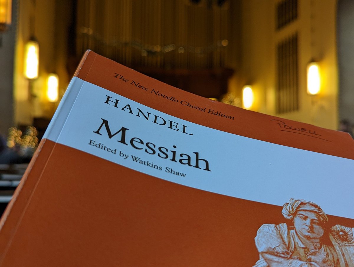 LarkinPowell's tweet photo. Gonna sing me some #HandelMessiah
It's been too long #CommunitySing #LNK https://t.co/MQkxIhmcoO