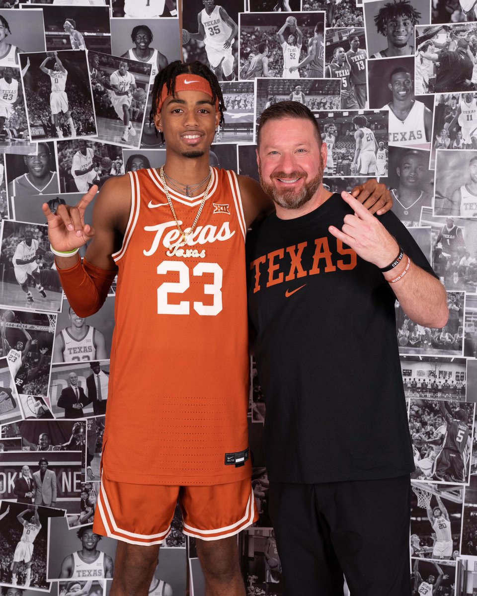 On3 Consensus 4-star guard @thecamscott23 on official visit to Texas this weekend. @InsideTexas