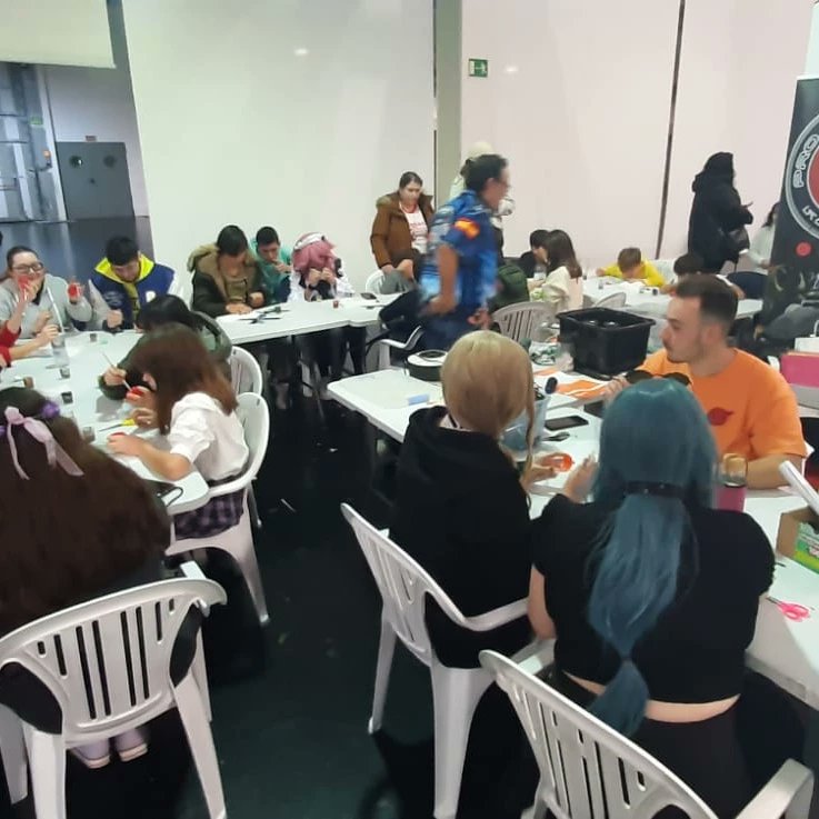 droid_project's tweet image. Estrenamos talleres nuevos, que han causado furor. No paramos hasta que nos quedamos sin materiales.
Muchos de vosotros os quedasteis sin poder realizarlos.
Tomamos nota y volveremos con más y mejor.
@_ExpOtaku
#ACoruna