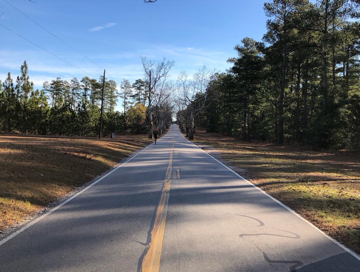 amyellen68's tweet photo. Derby 50k I am so proud of all of us!! Sore today but glad I did it #ultrarunning #goals https://t.co/t8bTZEGcJW