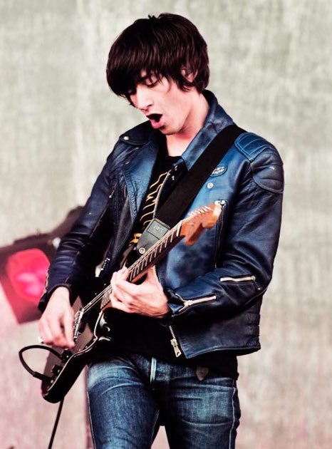arctic monkeys bot tweet media