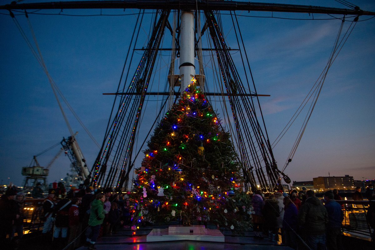 USSConstitution's tweet photo. Only two more days until our annual tree lighting! Stop by for some photos with Santa, hot chocolate, cookies, and tours of Old Ironsides.

Details 👇
https://t.co/EnD6sc0ClB https://t.co/iYVgZ9g9xj